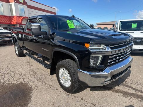 Used 2022 Chevrolet Silverado 3500 LTZ w/ LTZ Convenience Package AWD/4WD image 2
