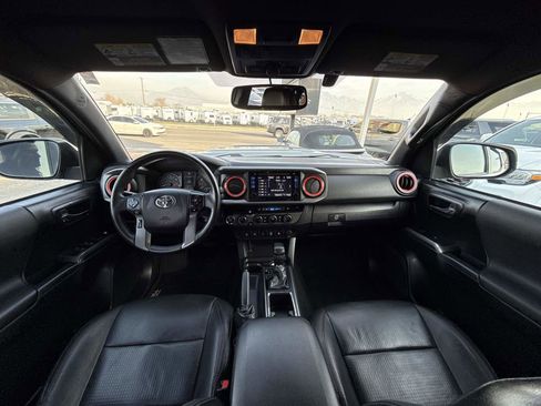Used 2017 Toyota Tacoma TRD Pro image 18