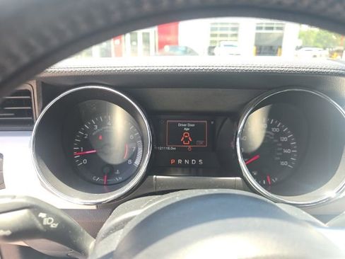 Used 2016 Ford Mustang Premium RWD image 12