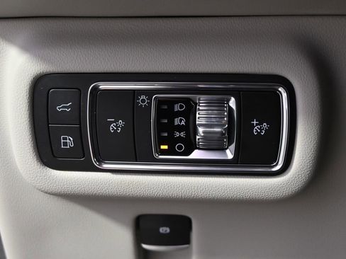 New 2026 Lincoln Nautilus Reserve image 24