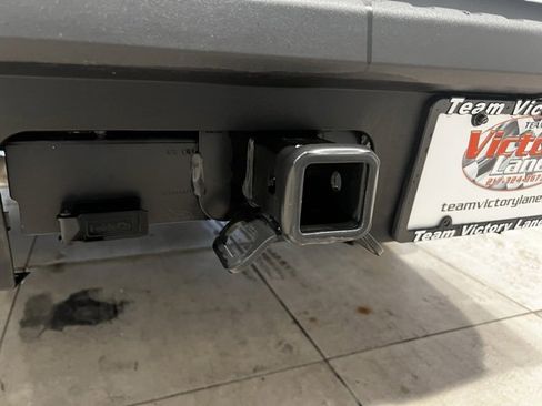 Used 2023 Ford Maverick XLT w/ Equipment Group 300A Standard image 12