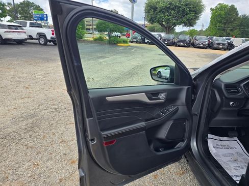 Used 2022 Ford Escape S FWD image 16