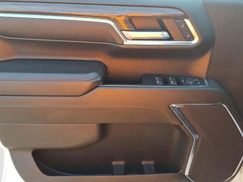Used 2024 Chevrolet Silverado 1500 LT Trail Boss w/ Protection Package AWD/4WD image 19
