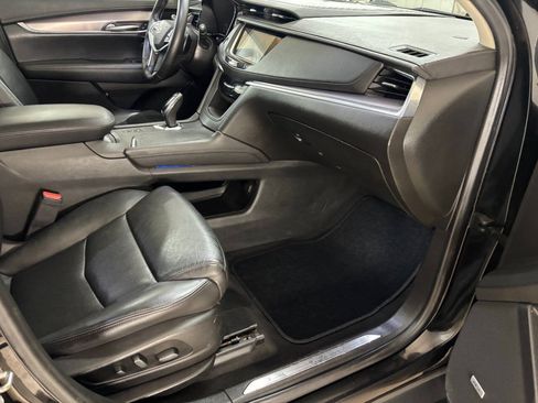 Used 2019 Cadillac XT5 Luxury AWD/4WD image 19