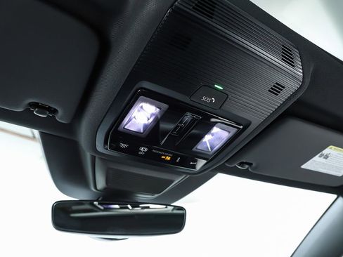 New 2026 Volkswagen Golf 2.0T Hatchback image 64