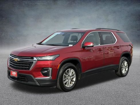 Used 2023 Chevrolet Traverse LT image 9