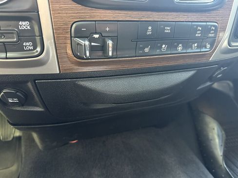 Used 2015 RAM 1500 Laramie w/ Convenience Group AWD/4WD image 37