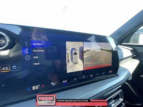 New 2025 Chevrolet Traverse LT w/ Enhanced Driving Package image 15