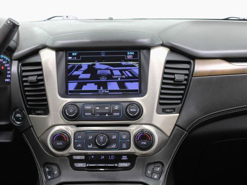 Used 2020 GMC Yukon Denali w/ Denali Premium Package AWD/4WD image 57
