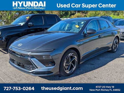 Used 2025 Hyundai Sonata SEL FWD image 1