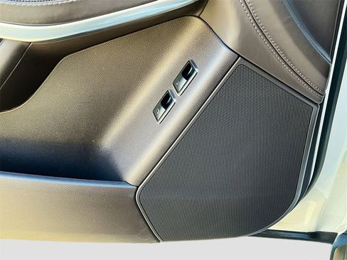 Used 2019 Mercedes-Benz GLS 550 4MATIC image 17