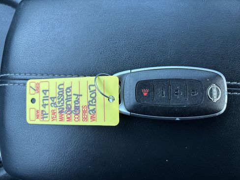 Used 2024 Nissan Sentra SV image 28