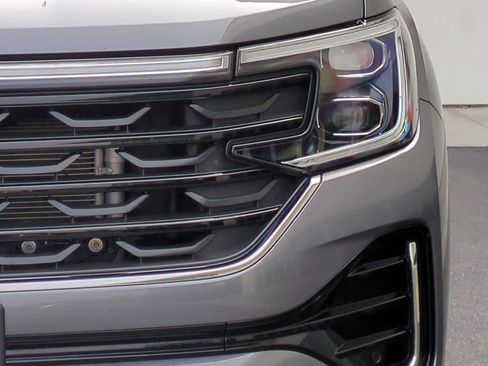 Used 2025 Volkswagen Atlas SEL Premium R-Line AWD/4WD image 5