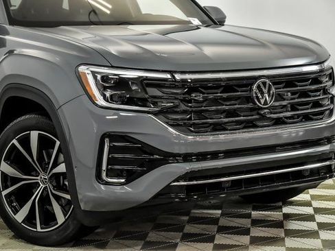 New 2026 Volkswagen Atlas Cross Sport SEL Premium R-Line AWD/4WD image 2