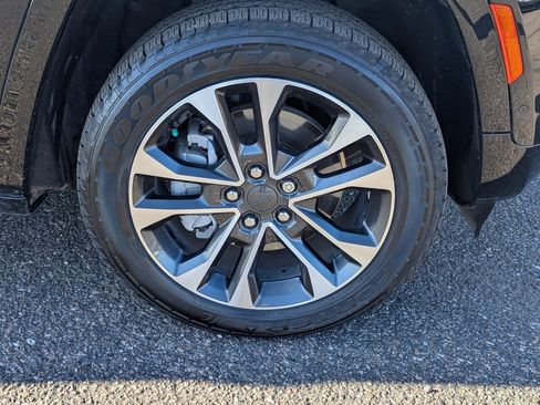 Used 2022 Jeep Grand Cherokee L Overland image 10