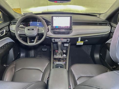 New 2026 Jeep Compass Limited w/ Sun, Sound & Navigation Group image 24