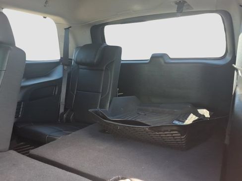 Used 2020 Chevrolet Tahoe LT AWD/4WD image 19