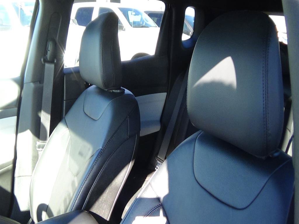 Certified 2024 Jeep Compass Limited w/ Elite Group AWD/4WD image 19
