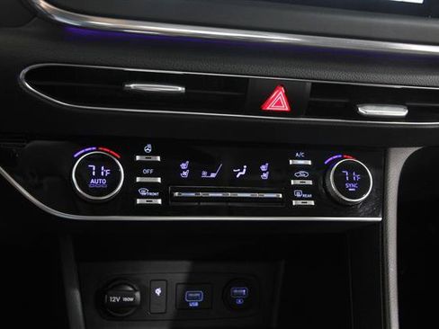 Used 2022 Hyundai Sonata Limited FWD image 13