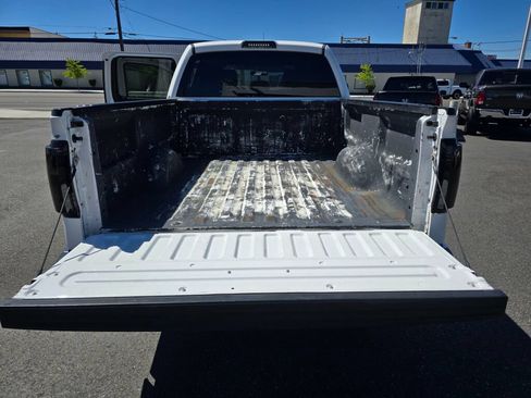 Used 2013 Ford F150 XLT w/ Mid Equipment Group AWD/4WD image 16