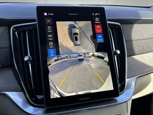 New 2026 Volvo XC90 B6 Ultra w/ Protection Package AWD/4WD image 4