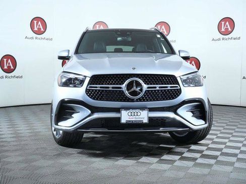 Used 2024 Mercedes-Benz GLE 450 4MATIC image 3