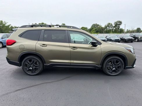 Used 2024 Subaru Ascent Onyx Edition AWD/4WD image 8