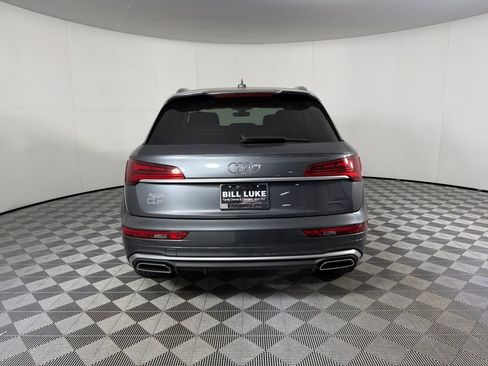 Used 2024 Audi Q5 e Premium Plus w/ Premium Plus Package image 7