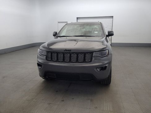Used 2022 Jeep Grand Cherokee Laredo X image 15