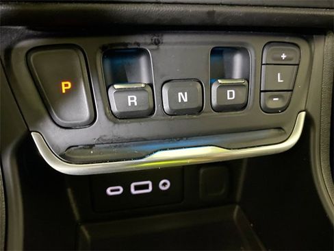 Used 2021 GMC Terrain SLE w/ Driver Convenience Package image 41