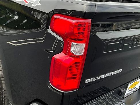 Used 2026 Chevrolet Silverado 1500 LT AWD/4WD image 21
