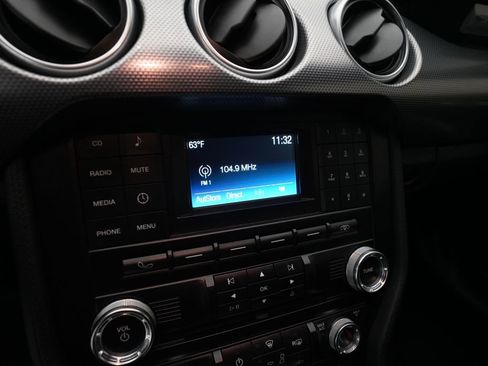 Used 2018 Ford Mustang GT w/ Black Accent Package RWD image 6
