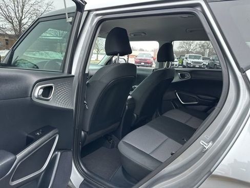 Used 2024 Kia Soul LX w/ Option Group 015 image 20