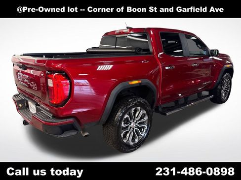 Used 2026 GMC Canyon Denali AWD/4WD image 5