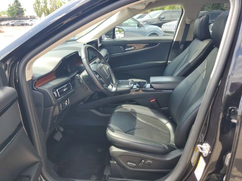 Certified 2023 Lincoln Nautilus Reserve AWD/4WD image 12