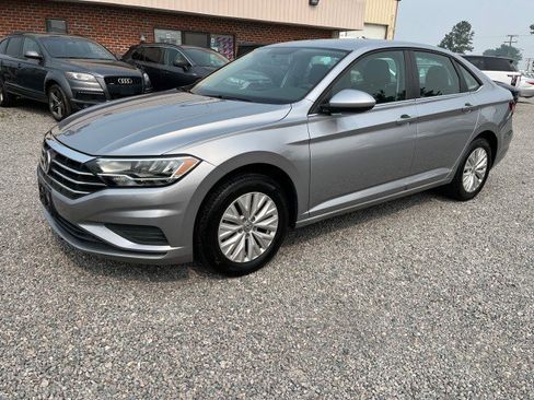 Used 2020 Volkswagen Jetta S w/ Driver Assistance Package FWD image 2