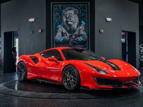 Used 2020 Ferrari 488 Pista Coupe image 15