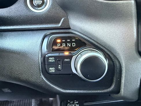Used 2019 RAM 2500 Tradesman w/ Chrome Appearance Group AWD/4WD image 28