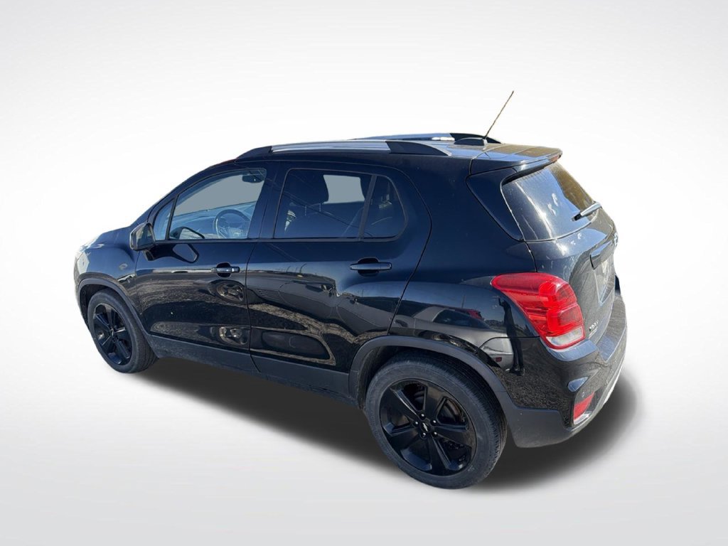 Used 2019 Chevrolet Trax Premier w/ Midnight Edition FWD image 11