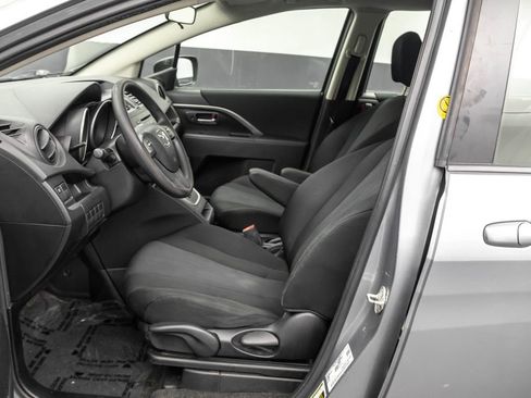 Used 2015 MAZDA MAZDA5 Sport image 5