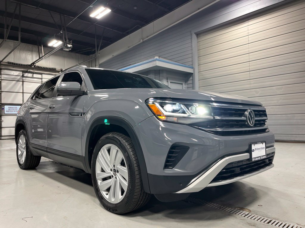 Used 2021 Volkswagen Atlas Cross Sport SE AWD/4WD image 1