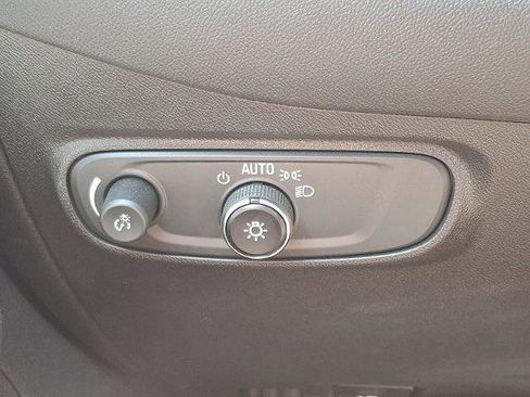 Certified 2022 Chevrolet Equinox LS image 23