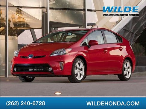 Used 2015 Toyota Prius Three FWD image 1