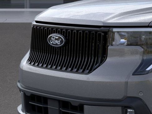 New 2025 Ford Maverick Lobo image 18