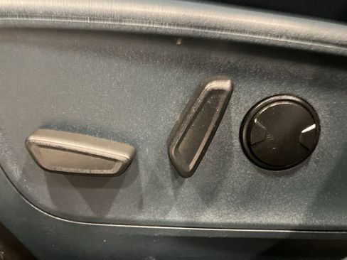 Used 2024 Ford Maverick Lariat image 12