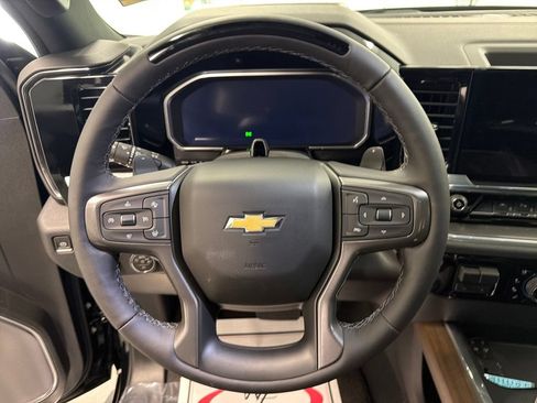 New 2026 Chevrolet Silverado 1500 High Country w/ Technology Package AWD/4WD image 18