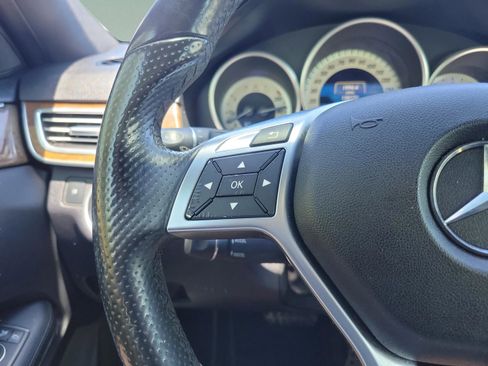 Used 2016 Mercedes-Benz E 350 4MATIC Sedan image 21