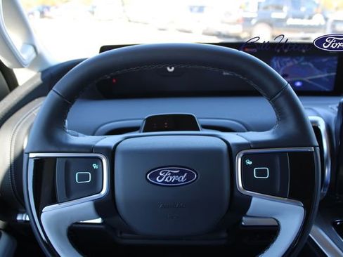 New 2025 Ford Expedition Max Platinum w/ Platinum Ultimate Package image 17