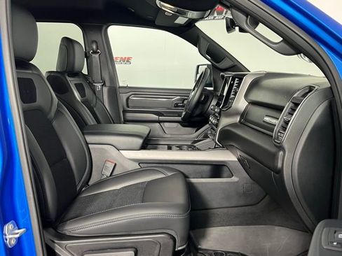 Used 2023 RAM 1500 Big Horn image 31