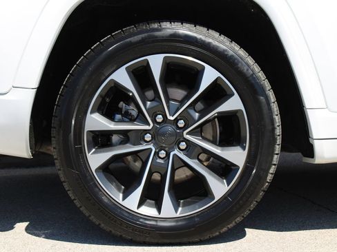 Used 2022 Jeep Grand Cherokee L Overland AWD/4WD image 22